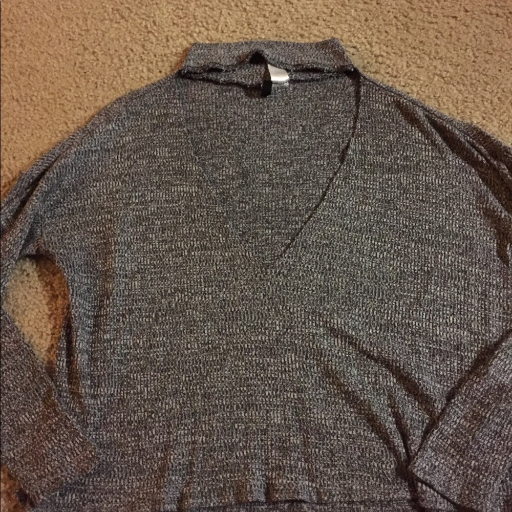 V neck cut out h&m sweater